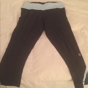 Cropped workout leggings